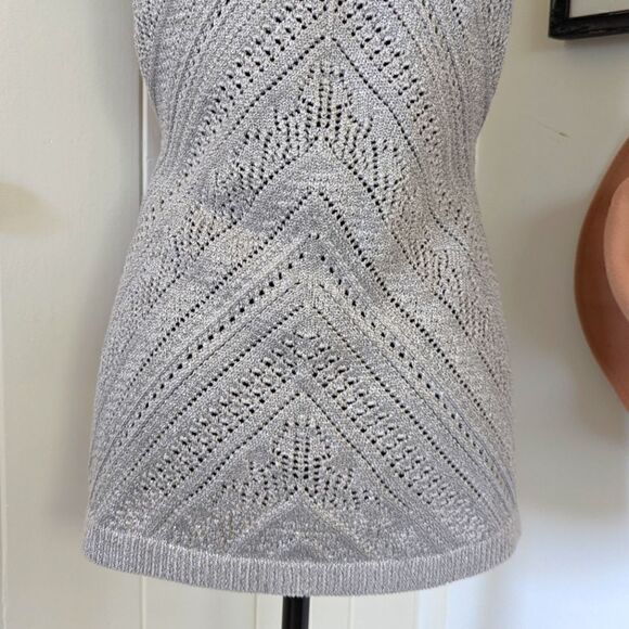 White House Black Market Metallic Sweater Vest XS Coastal Chic Preppy Glitter - Picture 11 of 12